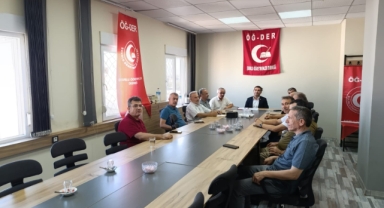ZORUNLU EĞİTİME SON VERİLMELİ