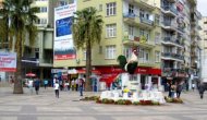 Delikliçınar'ın Adı Şehitler Meydanı Oldu
