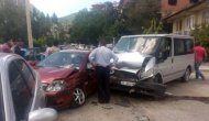 Denizli'de Zincirleme Kaza: 2 Yaralı