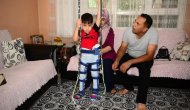 Küçük Zeydan tekerlekli sandalye bekliyor