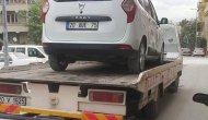 Otomobil Bu Kez Yavru Kedi İçin Servise Götürüldü