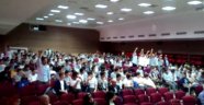 İmam Hatipli Gençlerden Salona Büyük Sürpriz