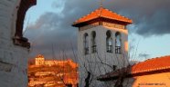 Endülüs’ten Avrupa’ya: Allah-u Ekber