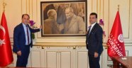 İmamoğlu’nun arkasındaki Atatürk fotoğrafındaki Fethullah Gülen'in dedesi mi?