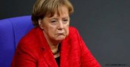Merkel Kornavirüs mü kaptı ?