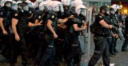Çevik kuvvete talimat: Kral, hacı, patron, toprağım diye hitap etmek artık yasak