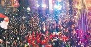 Halep'in bir tarafında trajedi diğer tarafında Noel kutlaması!.