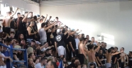 YUNANİSTAN'DA MAÇTA SKANDAL YAŞANDI !